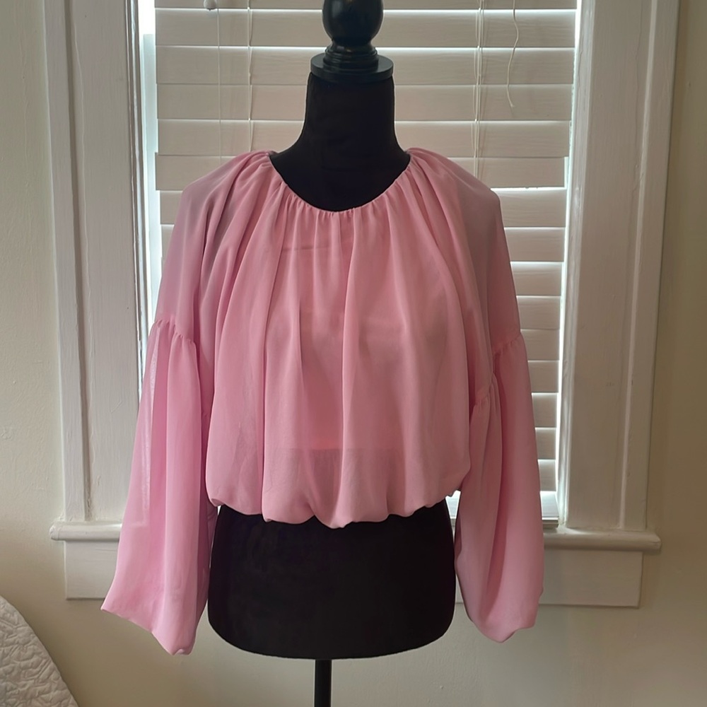Gianni Bini pink sheer-ish blouse. XS